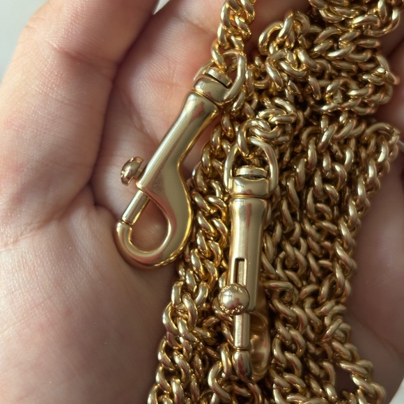 Coach Mini Wallet On A Chain - Picture 7 of 7